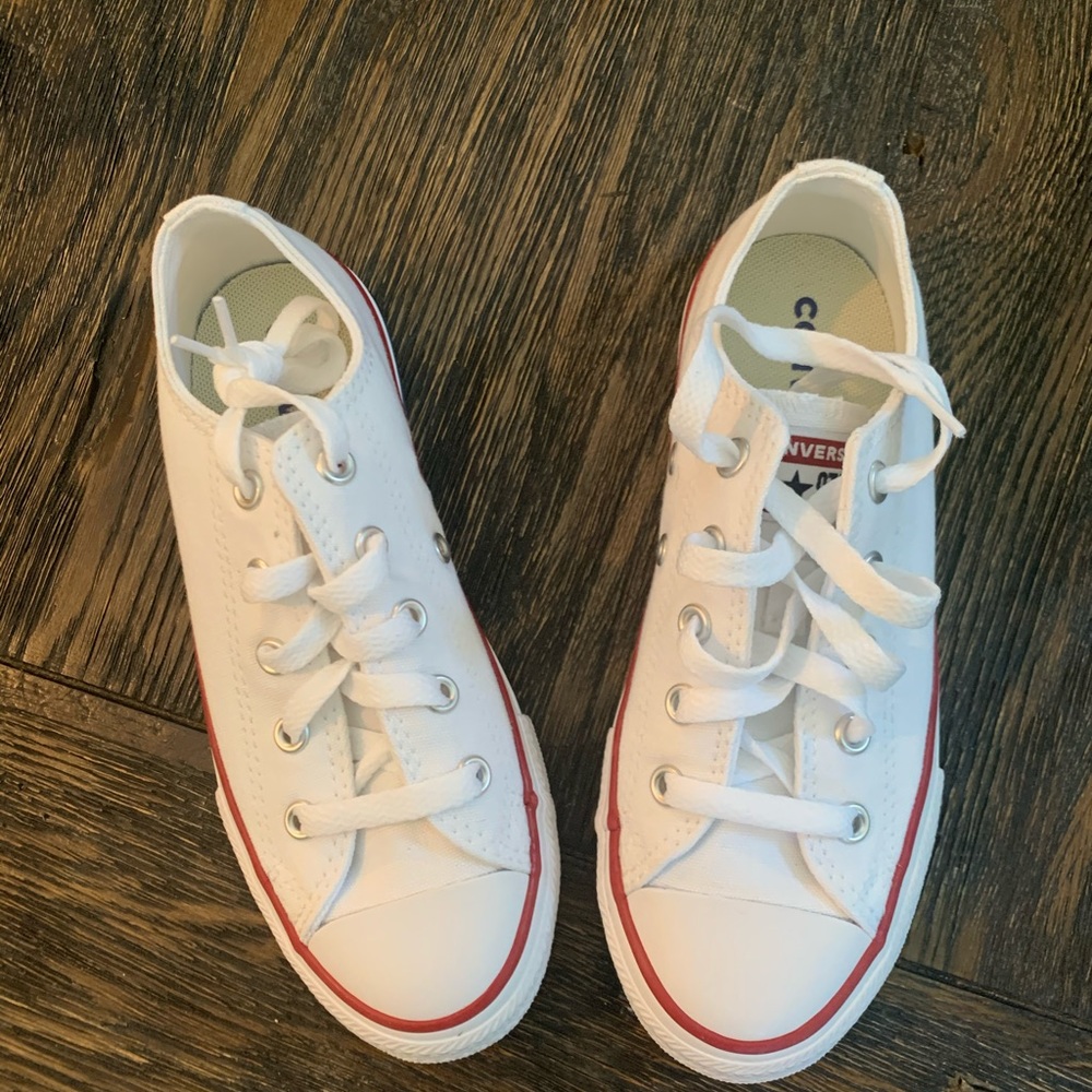 Kids converse sneakers